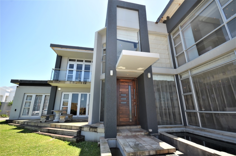 5 Bedroom Property for Sale in Gonubie Eastern Cape